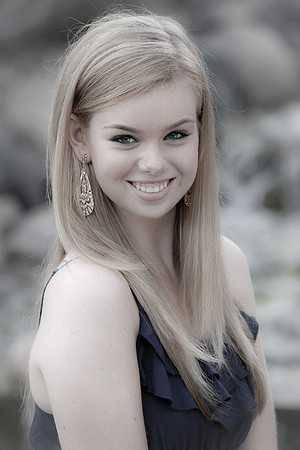 Julia Brun Senior Images -7844