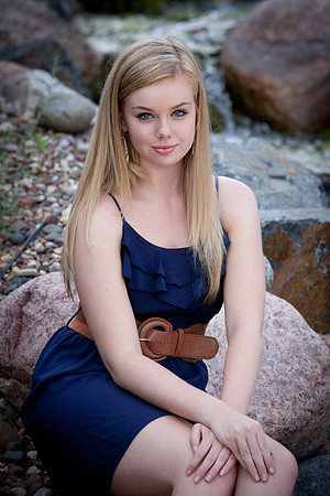 Julia Brun Senior Images -7845