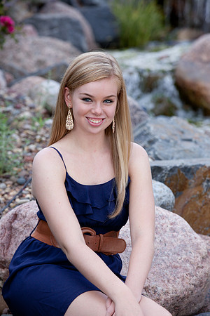 Julia Brun Senior Images -7848
