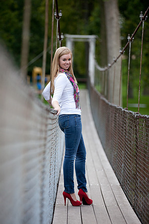 Julia Brun Senior Images -7937