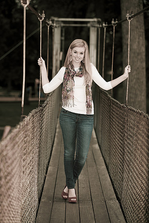 Julia Brun Senior Images -7953-2