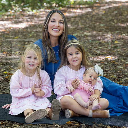 Blume Family Portraits 7-29-2024-0144