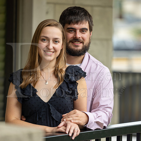 Nicole and Jake's Engagement Photos 9-22-2024-0010