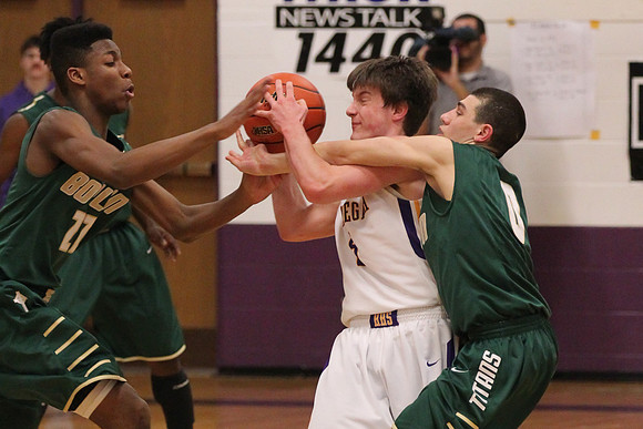 Boylan Boys Varsity vs Hononegah 4A Regional Final 3-1-2013-7835