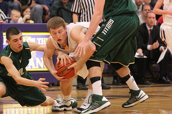Boylan Boys Varsity vs Hononegah 4A Regional Final 3-1-2013-7975