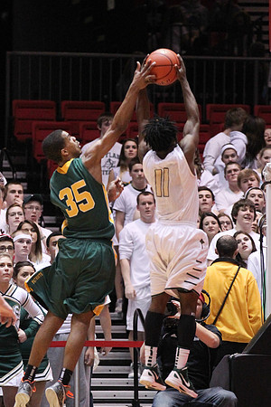 Boylan Boys Varsity vs Stevenson Supersectional 3-12-2013-10009