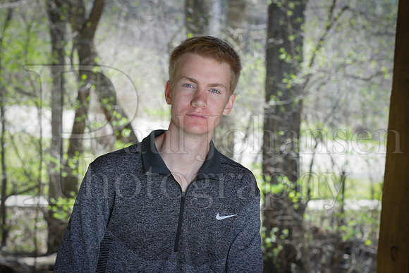 Nick Monkemeyer Senior Images 4-17-2016-0181