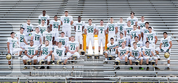 Boylan Varsity Senior Football Photo Shoot 9-27-2014-5154-2