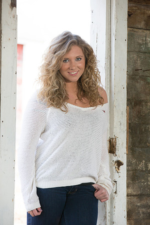 Hannah Link Senior Images-6135