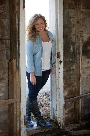 Hannah Link Senior Images-6148
