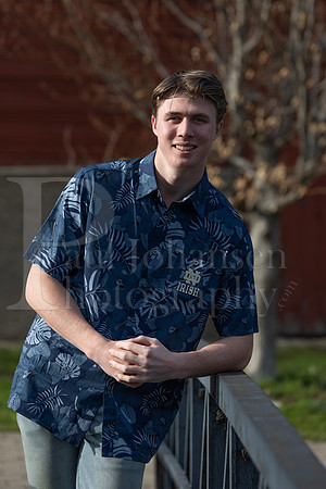 Nolan Brauns Senior Images 5-4-2022-0081