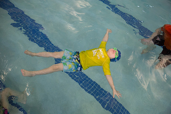 Catch the Wave Swim Club -3551