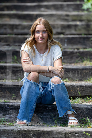 Marley Flynn Senior Images 8-11-2024-0475-2