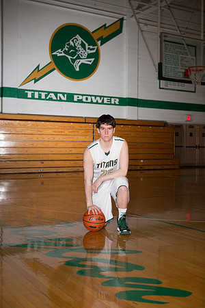 Drew Gaurke Senior Images-6399