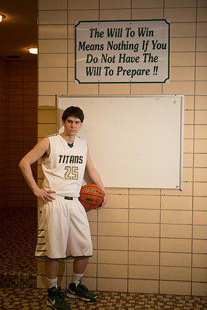 Drew Gaurke Senior Images-6443
