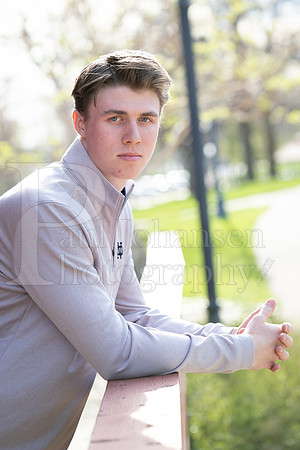 Nolan Brauns Senior Images 5-4-2022-0052