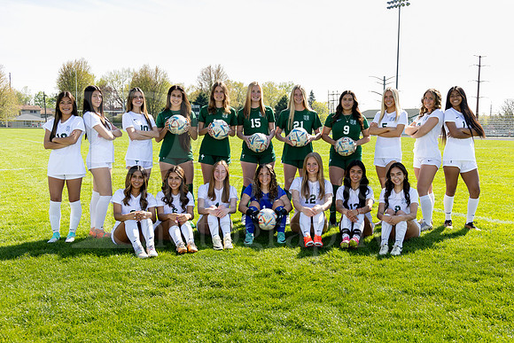 Boylan Varsity Girls Soccer Team and Senior Shoot 4-25-2024-0008