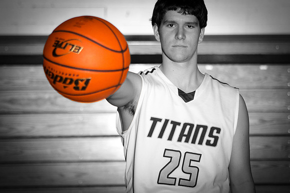 Drew Gaurke Senior Images-6415BW