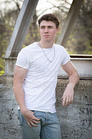 Nolan Brauns Senior Images 5-4-2022-0197