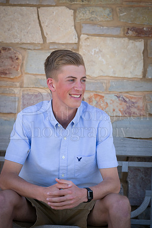 Bramdon Ancona  Senior Images 4-17-2016-0032