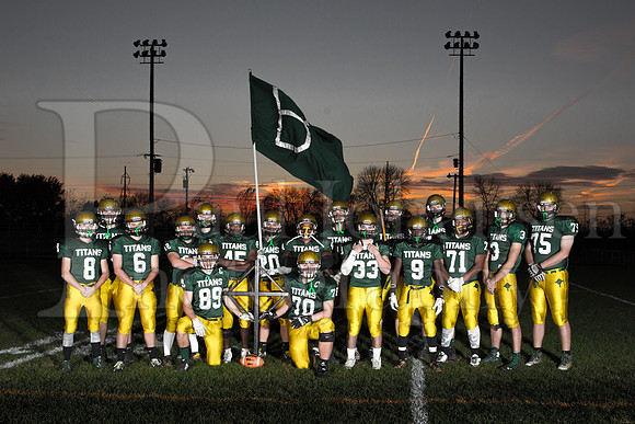 Boylan Varsity Football Senior Shoot 10-19-2015-0086-2
