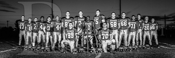 Boylan Varsity Football Senior Shoot 10-19-2015-0093-3