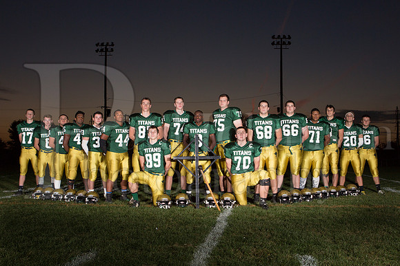 Boylan Varsity Football Senior Shoot 10-19-2015-0093