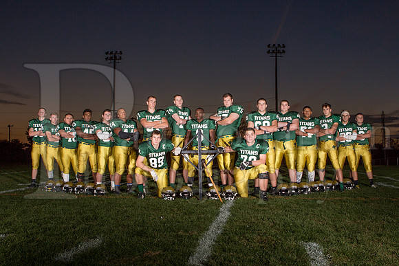 Boylan Varsity Football Senior Shoot 10-19-2015-0098-2
