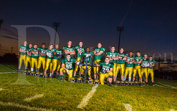 Boylan Varsity Football Senior Shoot 10-19-2015-0101