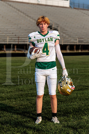 Boylan Varsity Senior Banner Shoot 8-4-2026-0002