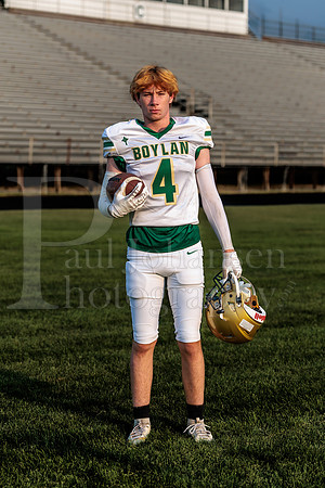 Boylan Varsity Senior Banner Shoot 8-4-2026-0001