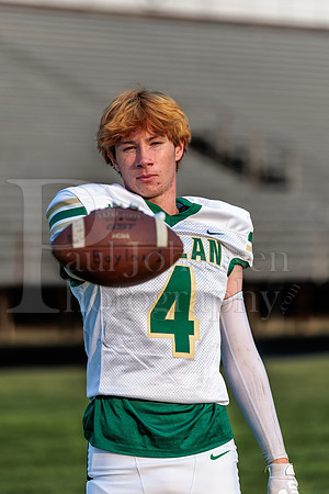 Boylan Varsity Senior Banner Shoot 8-4-2026-0028