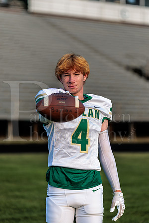 Boylan Varsity Senior Banner Shoot 8-4-2026-0031