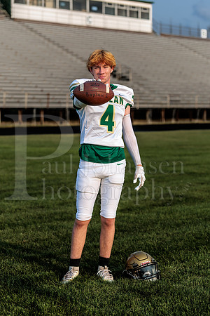 Boylan Varsity Senior Banner Shoot 8-4-2026-0033