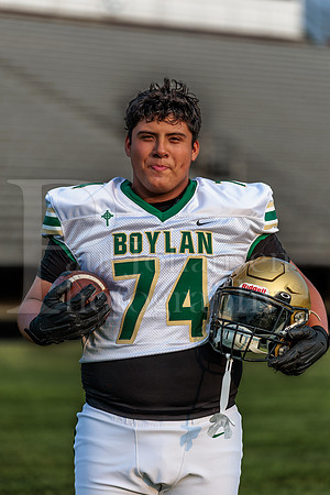 Boylan Varsity Senior Banner Shoot 8-4-2026-0043