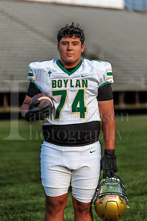 Boylan Varsity Senior Banner Shoot 8-4-2026-0056