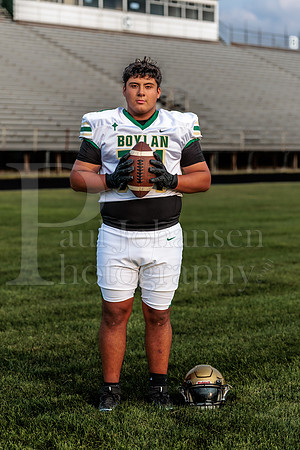 Boylan Varsity Senior Banner Shoot 8-4-2026-0079