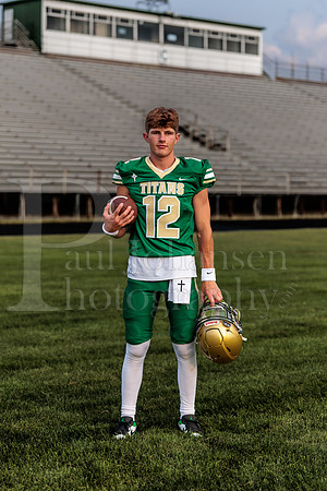 Boylan Varsity Senior Banner Shoot 8-4-2026-0090