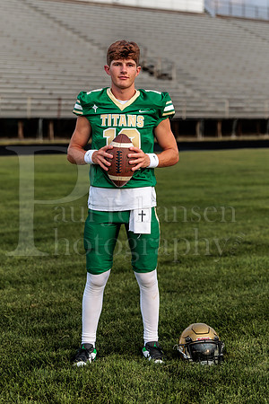 Boylan Varsity Senior Banner Shoot 8-4-2026-0107