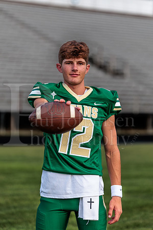 Boylan Varsity Senior Banner Shoot 8-4-2026-0113