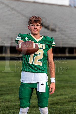 Boylan Varsity Senior Banner Shoot 8-4-2026-0116