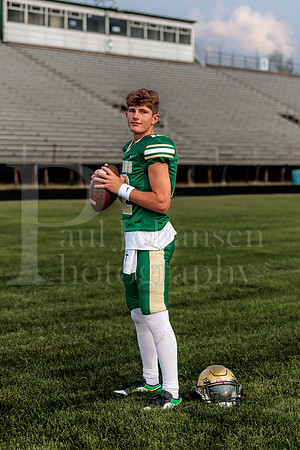 Boylan Varsity Senior Banner Shoot 8-4-2026-0128
