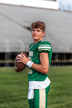 Boylan Varsity Senior Banner Shoot 8-4-2026-0130