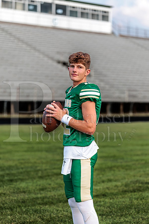 Boylan Varsity Senior Banner Shoot 8-4-2026-0131