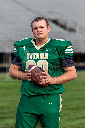 Boylan Varsity Senior Banner Shoot 8-4-2026-0151