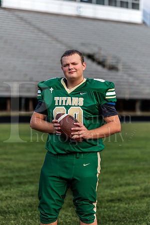 Boylan Varsity Senior Banner Shoot 8-4-2026-0153
