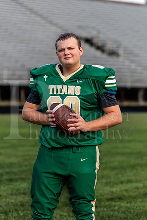 Boylan Varsity Senior Banner Shoot 8-4-2026-0154