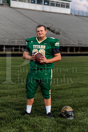 Boylan Varsity Senior Banner Shoot 8-4-2026-0155