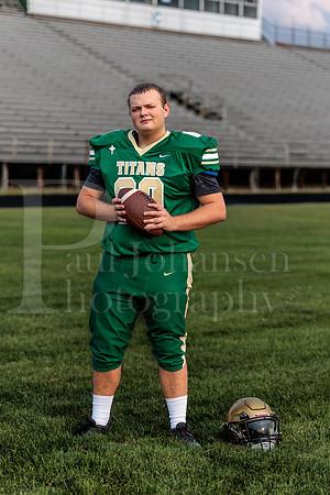 Boylan Varsity Senior Banner Shoot 8-4-2026-0156