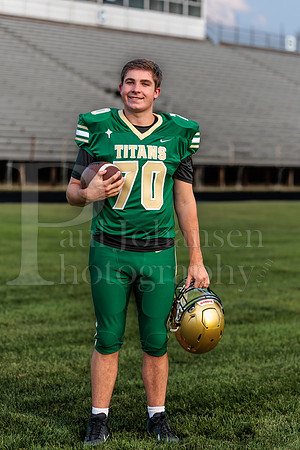 Boylan Varsity Senior Banner Shoot 8-4-2026-0176